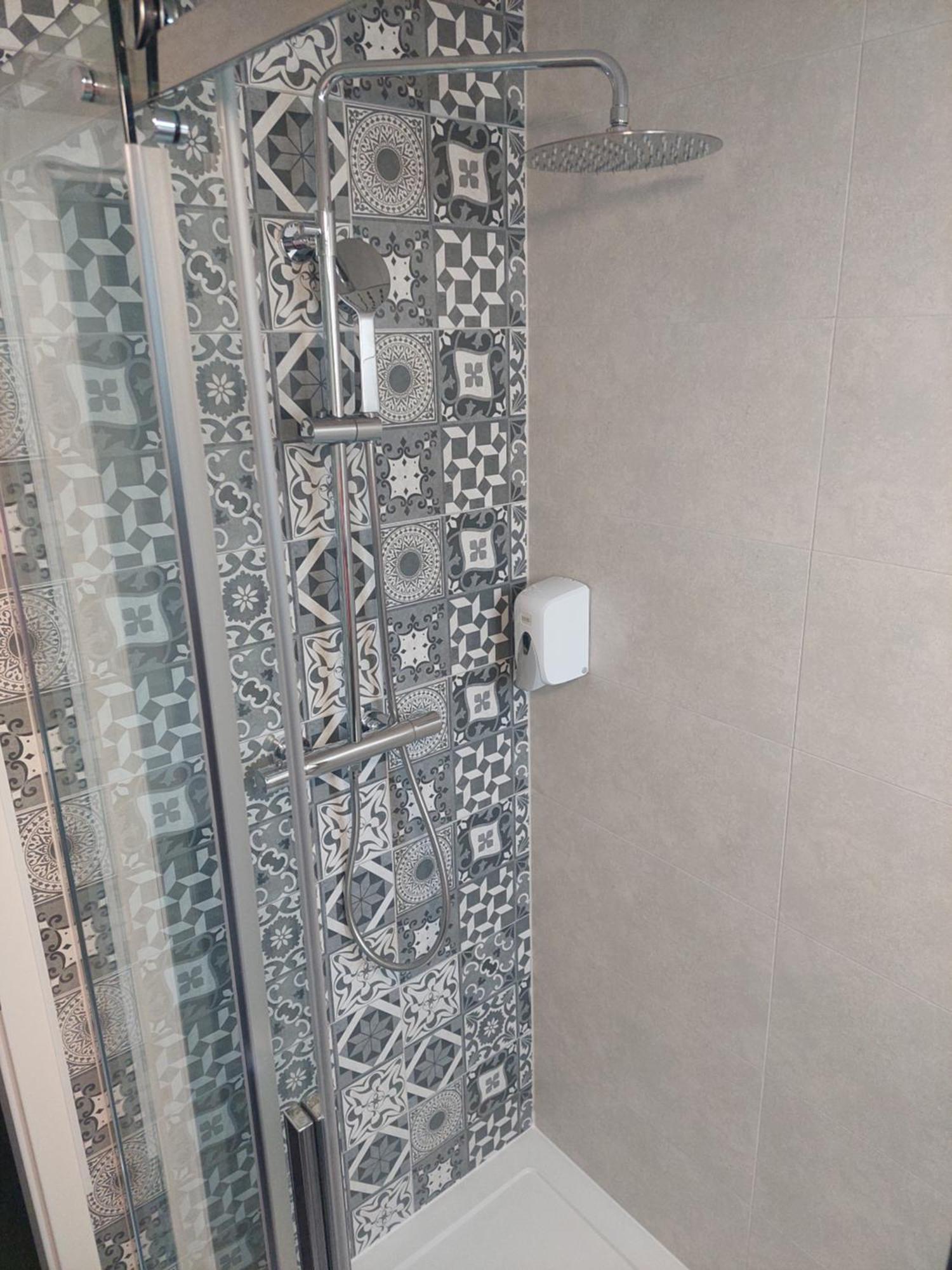 Comfort Suites 벨리카 고리차 외부 사진