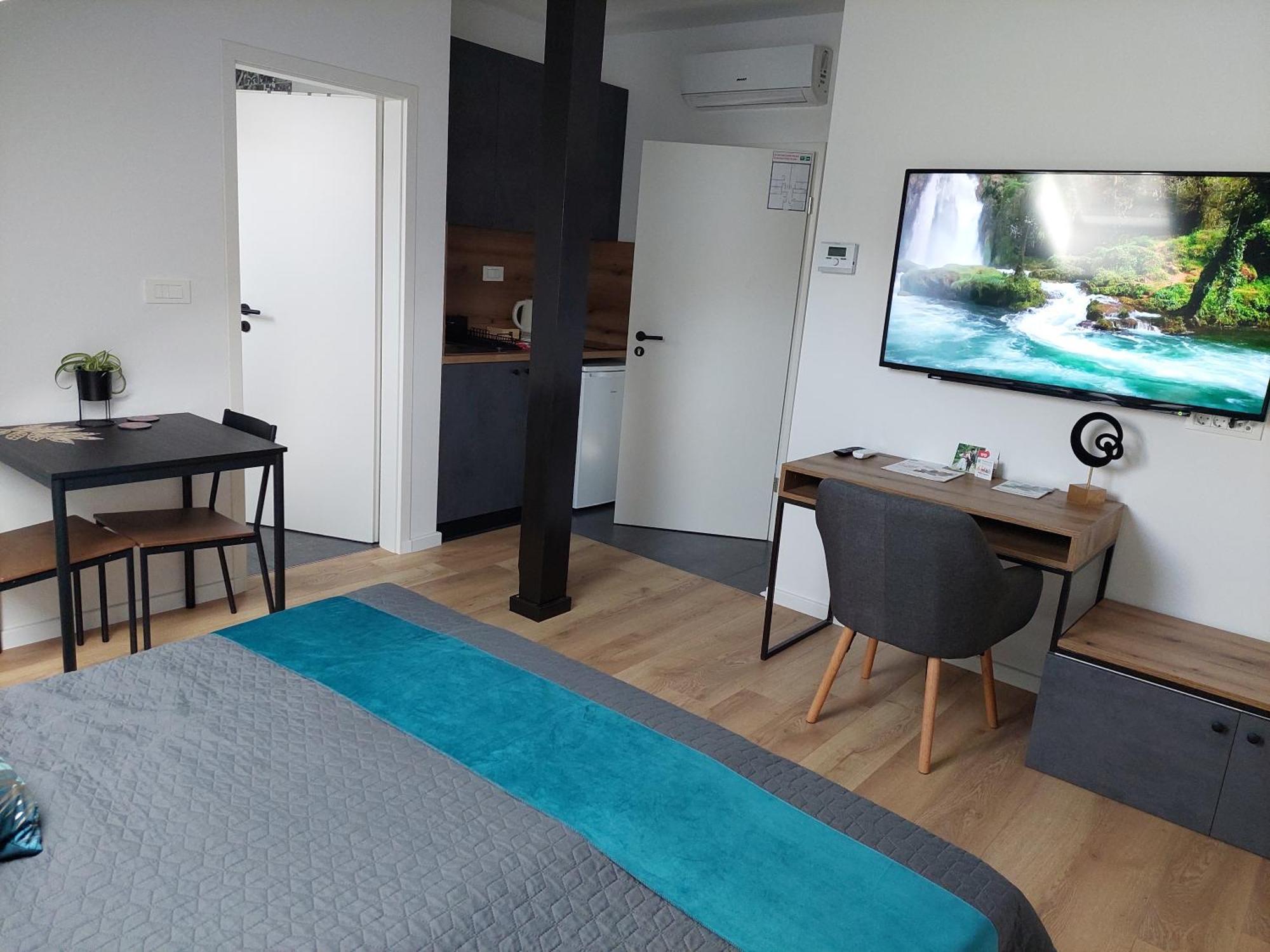 Comfort Suites 벨리카 고리차 외부 사진